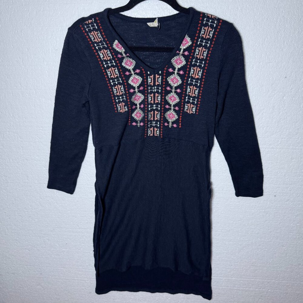 Akemi & Kin Anthropologie Womens Size XS Embroidered Tunic Dress Side Slit Boho